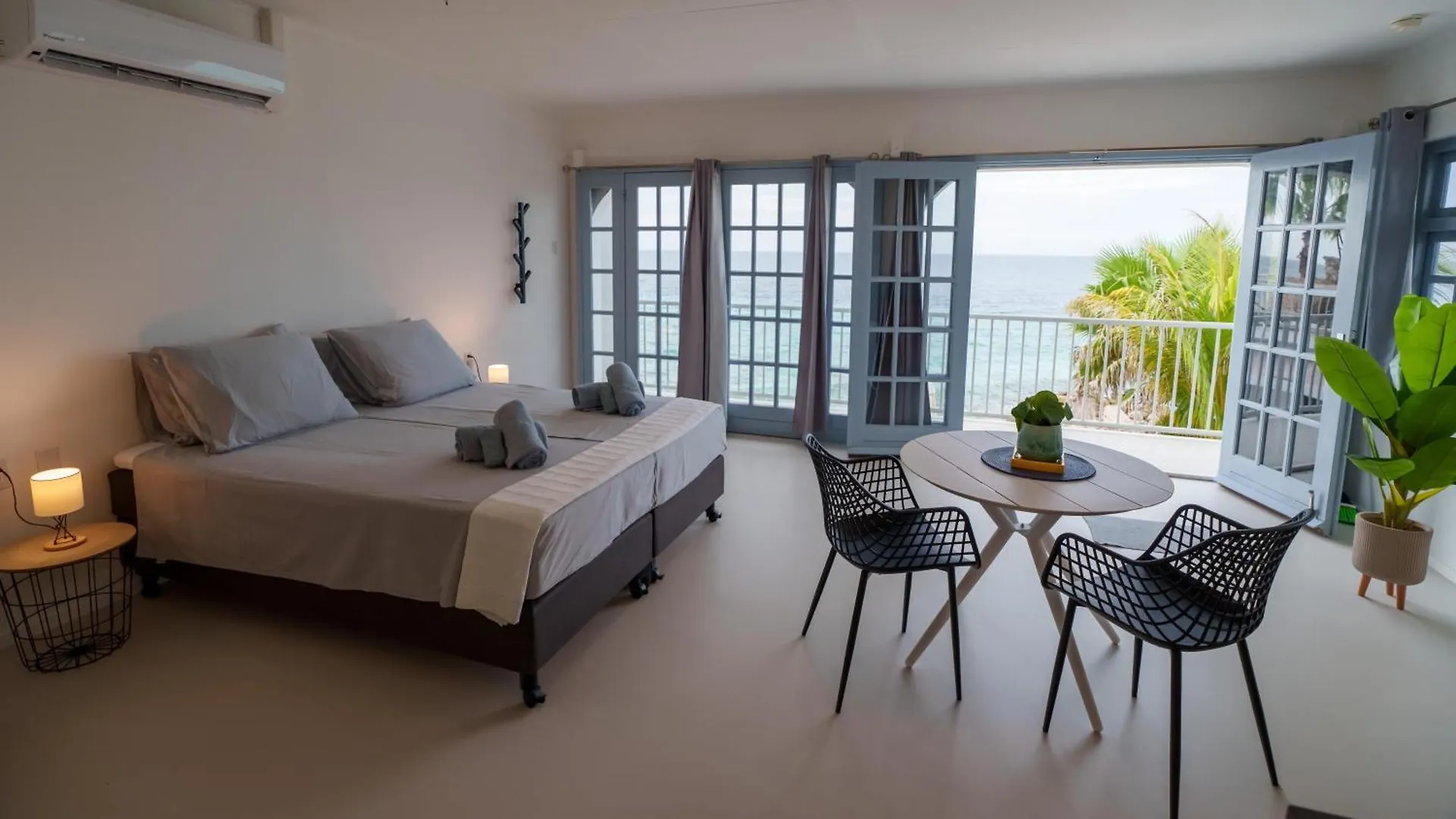 Waterside Apartments Willemstad